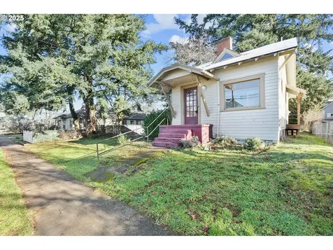 1006 NE 72nd Avenue Portland OR 97213
