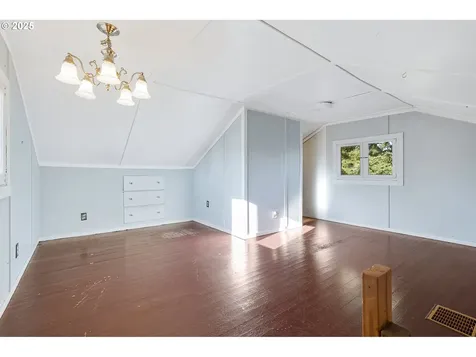 1006 NE 72nd Avenue Portland OR 97213