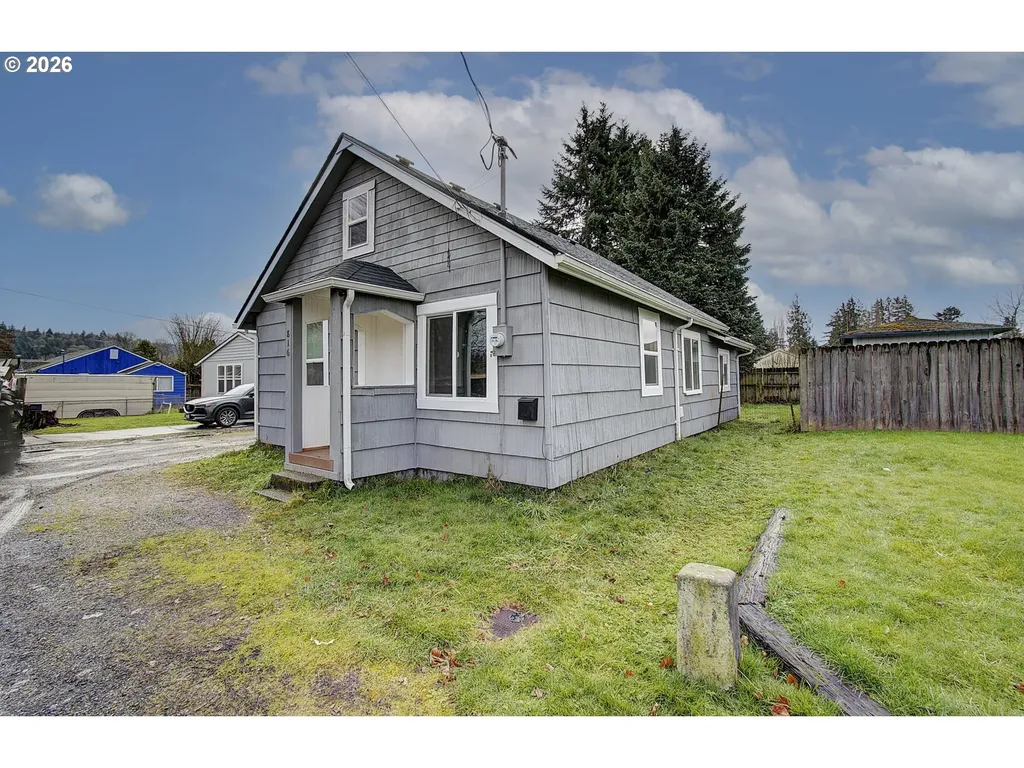 816 Coweeman Lane Kelso WA 98626