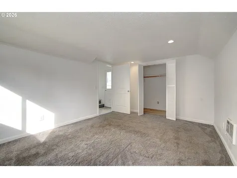 816 Coweeman Lane Kelso WA 98626