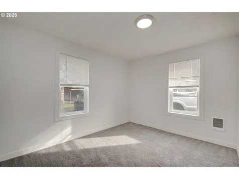 816 Coweeman Lane Kelso WA 98626