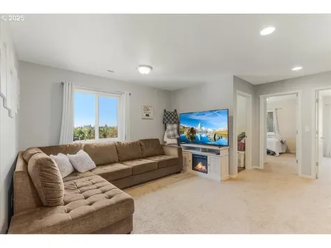 1301 NE 70th Street Vancouver WA 98665