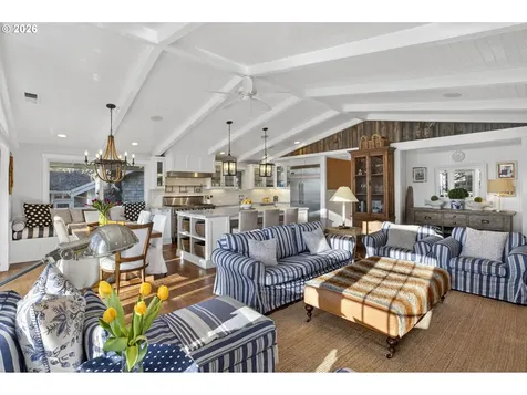 3764 E Chinook Avenue Cannon Beach OR 97110