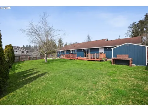 449 Mcclure Avenue Astoria OR 97103