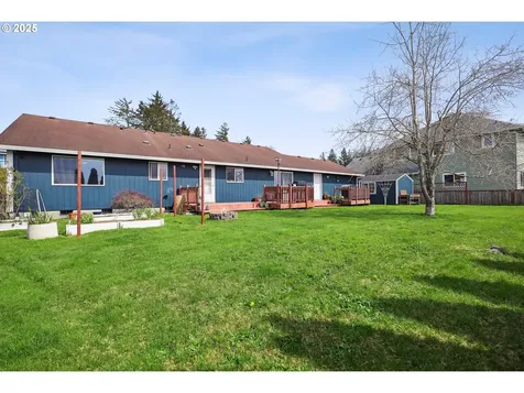 449 Mcclure Avenue Astoria OR 97103