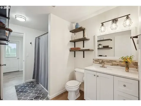 449 Mcclure Avenue Astoria OR 97103