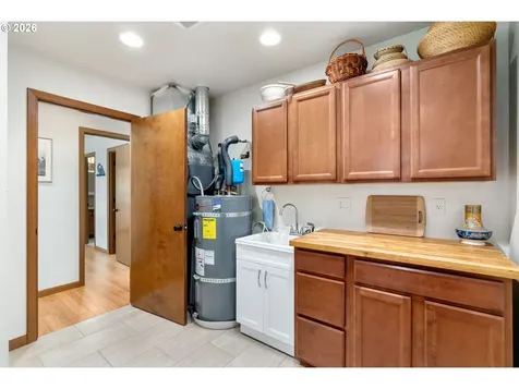 56 Lava Road Trout Lake WA 98650
