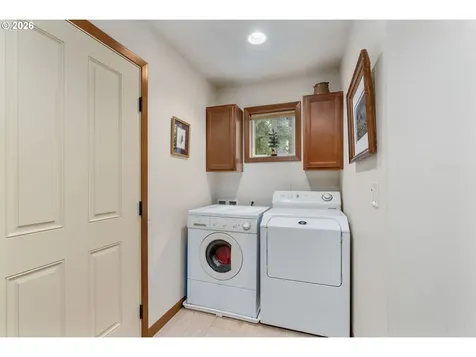 56 Lava Road Trout Lake WA 98650