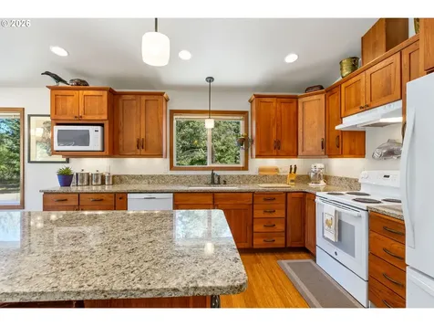 56 Lava Road Trout Lake WA 98650