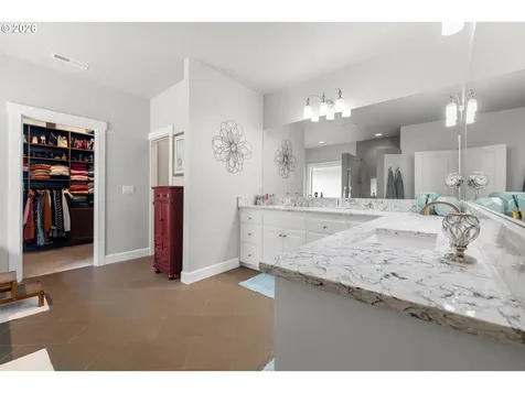 6244 SE Jess Court Hillsboro OR 97123