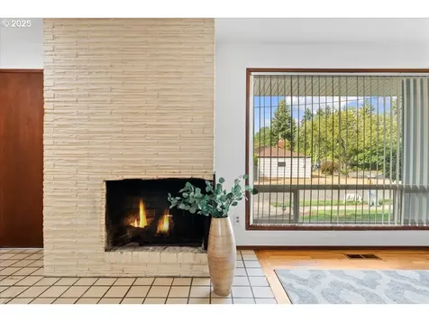 10860 NE Oregon Street Portland OR 97220
