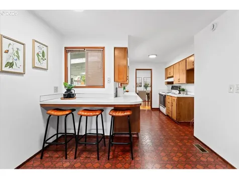 10860 NE Oregon Street Portland OR 97220
