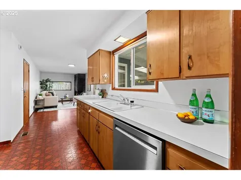 10860 NE Oregon Street Portland OR 97220