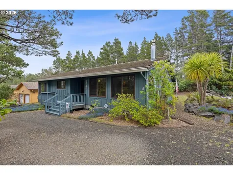5740 Palisades Drive Lincoln City OR 97367