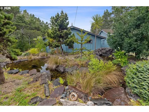 5740 Palisades Drive Lincoln City OR 97367