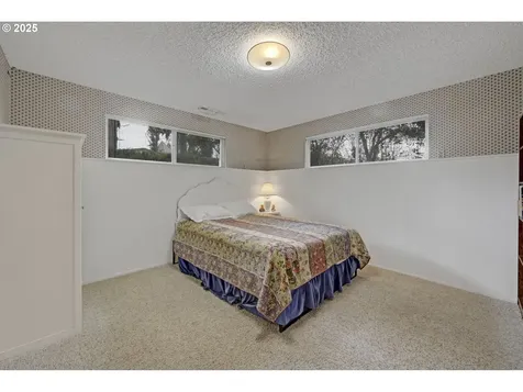 85304 Nestle Way Pleasant Hill OR 97455