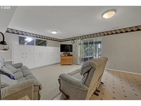 85304 Nestle Way Pleasant Hill OR 97455