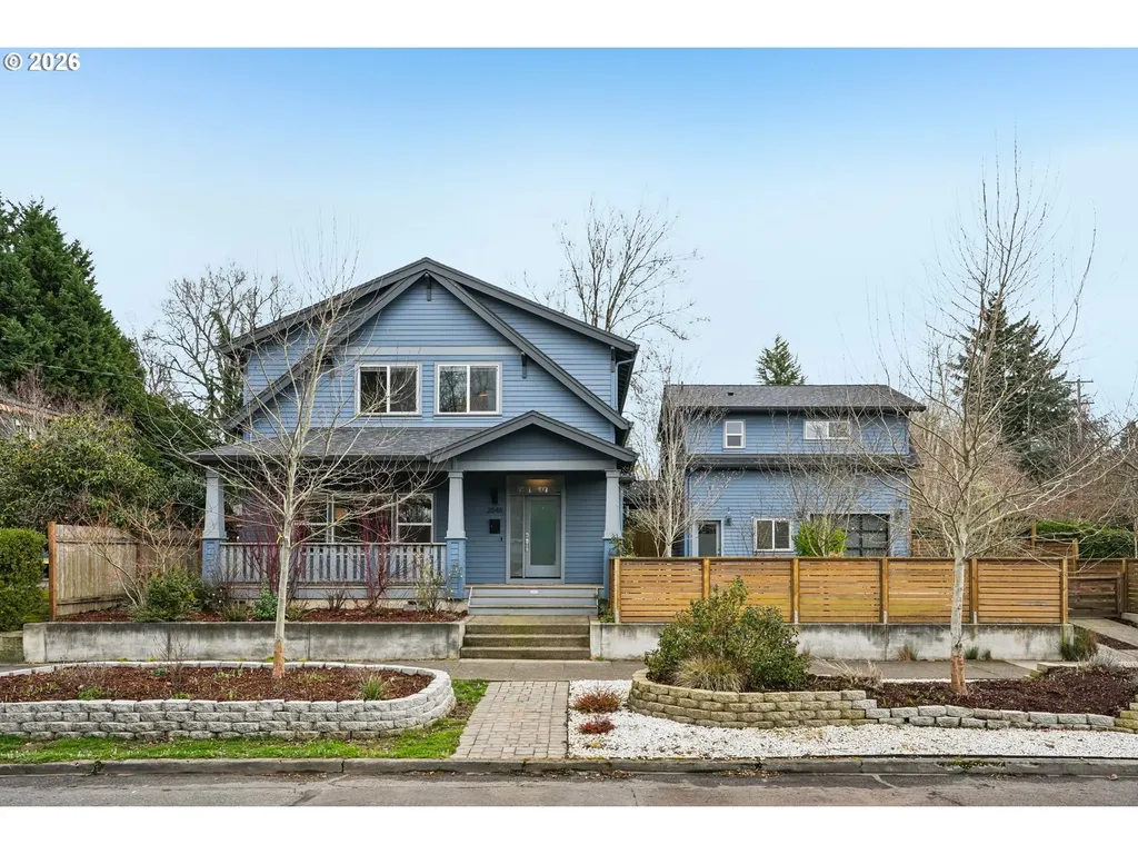 2046 SE 51st Avenue Portland OR 97215
