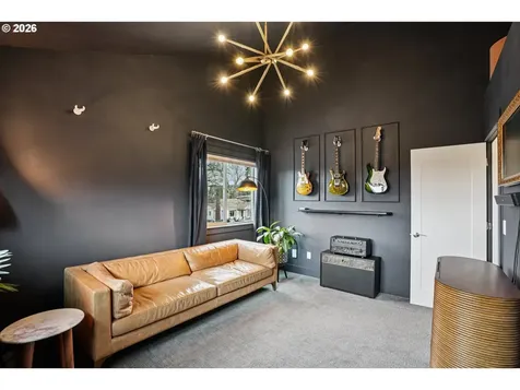 2046 SE 51st Avenue Portland OR 97215