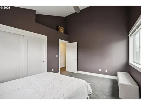 2046 SE 51st Avenue Portland OR 97215