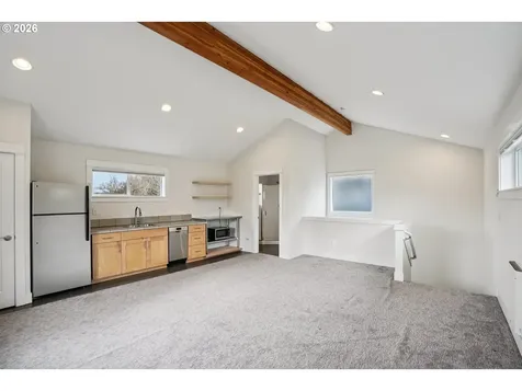 2046 SE 51st Avenue Portland OR 97215