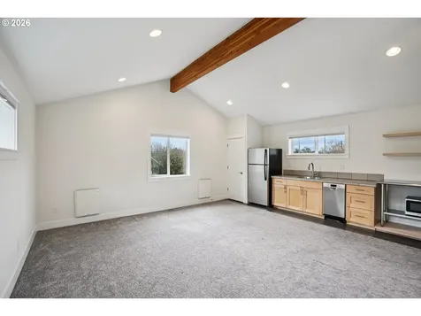 2046 SE 51st Avenue Portland OR 97215