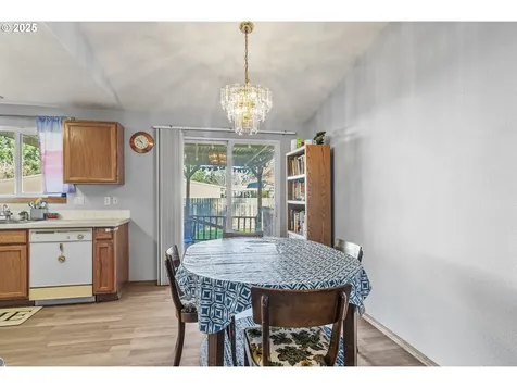 11549 SE Stephens Street Portland OR 97216