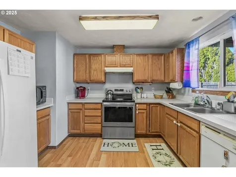 11549 SE Stephens Street Portland OR 97216