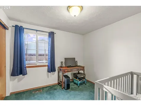11549 SE Stephens Street Portland OR 97216