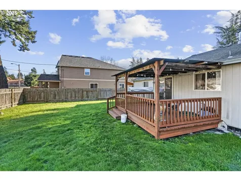 11549 SE Stephens Street Portland OR 97216