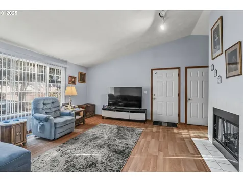 11549 SE Stephens Street Portland OR 97216
