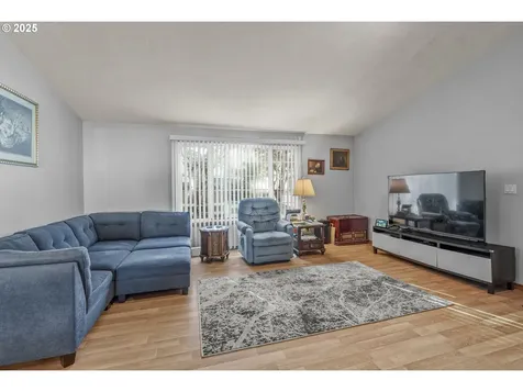 11549 SE Stephens Street Portland OR 97216