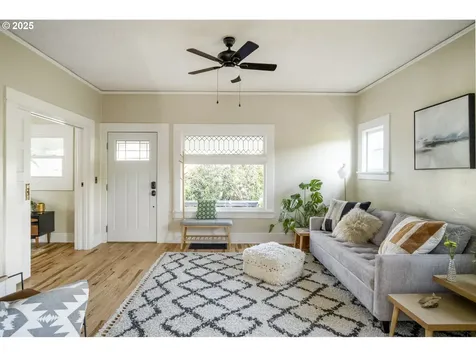 5205 NE 15th Avenue Portland OR 97211