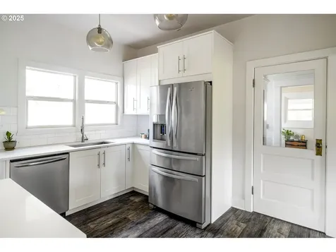 5205 NE 15th Avenue Portland OR 97211