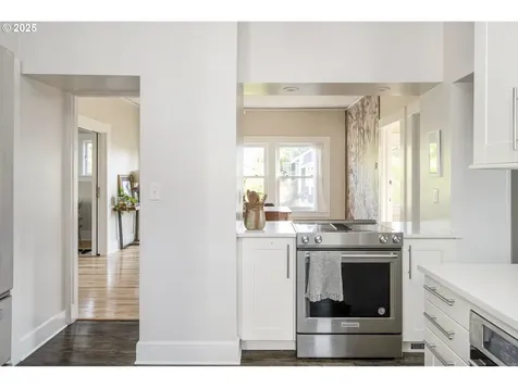 5205 NE 15th Avenue Portland OR 97211