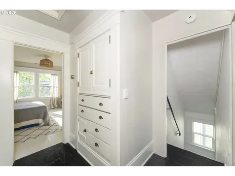 5205 NE 15th Avenue Portland OR 97211