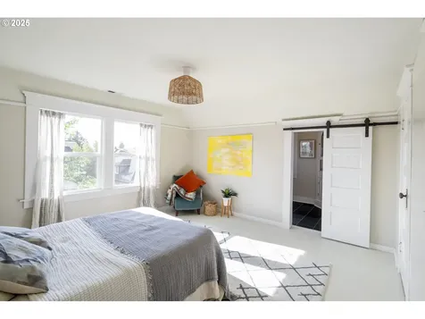 5205 NE 15th Avenue Portland OR 97211
