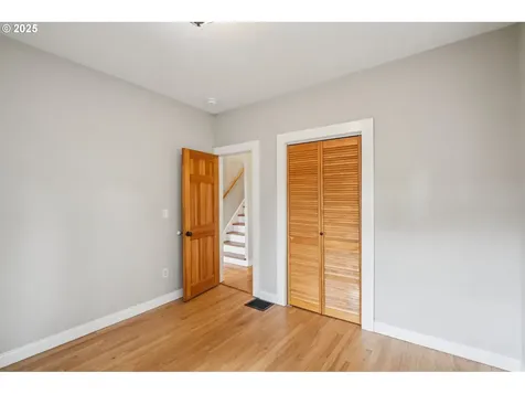 6013 NE Milton Street Portland OR 97213