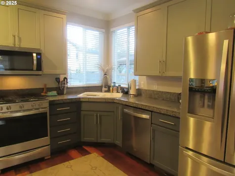 9211 NE 163rd Avenue Vancouver WA 98682