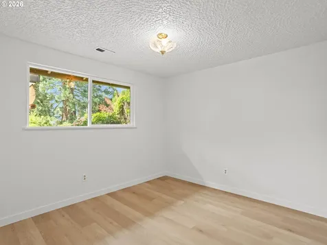 5203 NE 109th Street Vancouver WA 98686