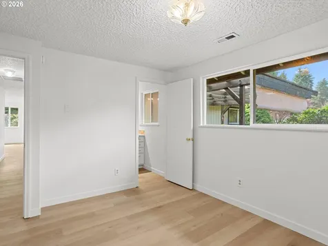 5203 NE 109th Street Vancouver WA 98686