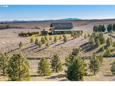 412 Schilling Road Lyle WA 98635