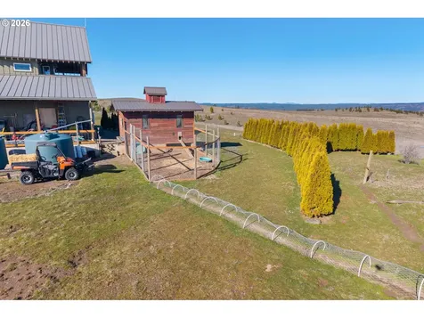 412 Schilling Road Lyle WA 98635