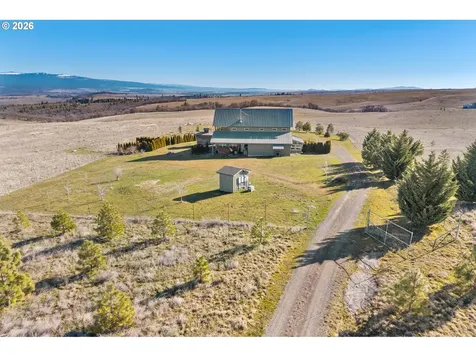 412 Schilling Road Lyle WA 98635