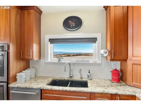 412 Schilling Road Lyle WA 98635