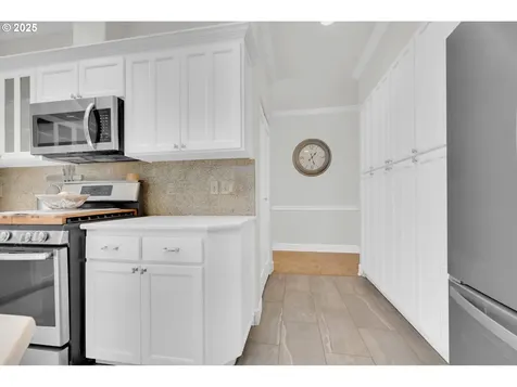 25397 Lamb Road Elmira OR 97437