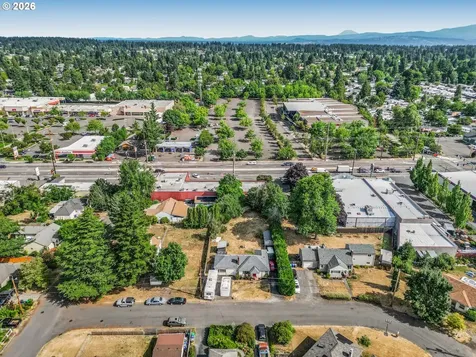 16523 SE Clinton Street Portland OR 97236