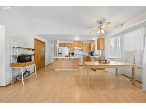 2839 14th Avenue Forest Grove OR 97116