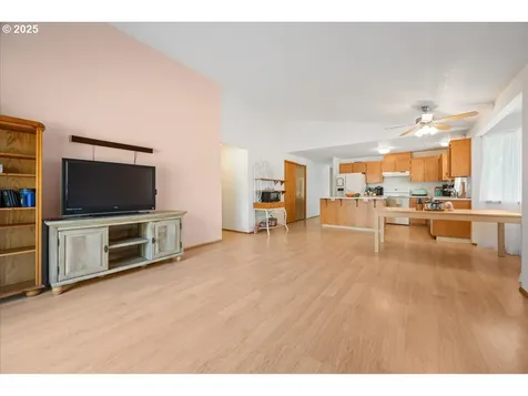 2839 14th Avenue Forest Grove OR 97116