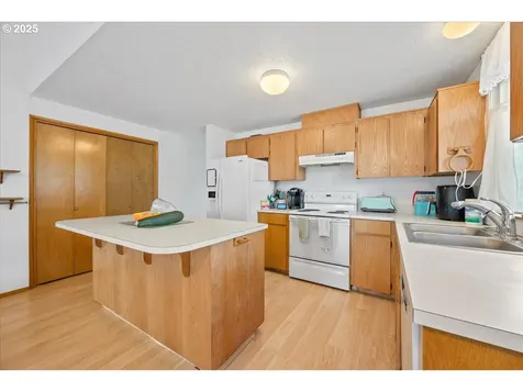 2839 14th Avenue Forest Grove OR 97116